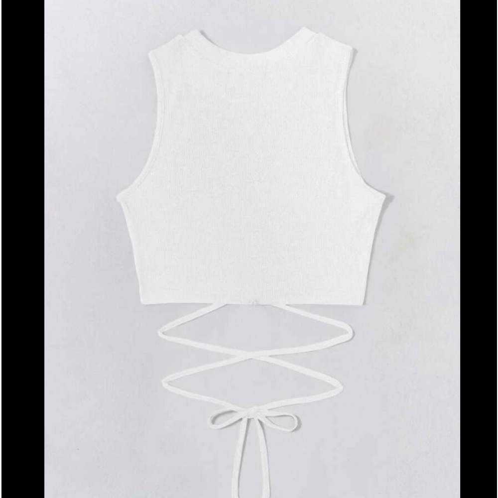‼️CLEARANCE SALE‼️ Women’s White Ribbed Cropped Lace Up Tank Top NWOT - Picture 4 of 10